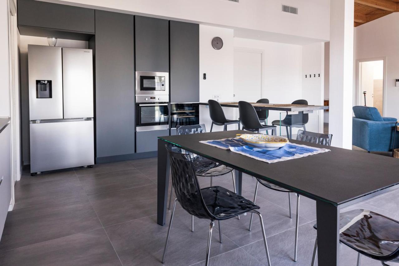 Come A Casa - Feels Like Home Polignano 2 Bedrooms & Living & 3 Bathrooms Polignano a Mare Bagian luar foto