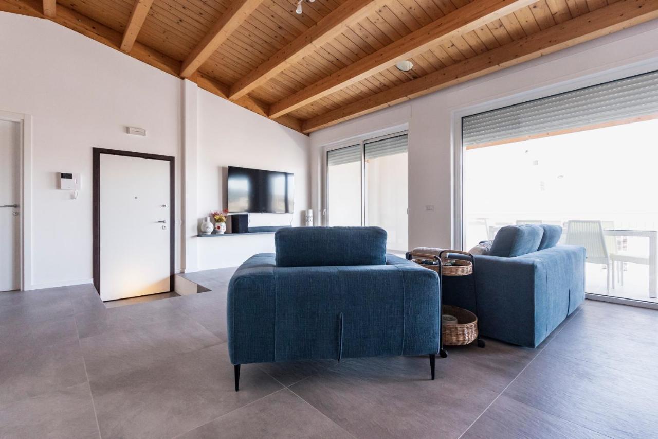 Come A Casa - Feels Like Home Polignano 2 Bedrooms & Living & 3 Bathrooms Polignano a Mare Bagian luar foto